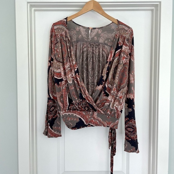 Free People Fiona Boho Long Sleeve Top Size M - Picture 2 of 8
